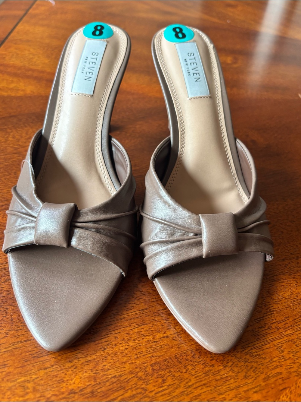 Steven Madden Brown Pointed-Toe Knot Mules